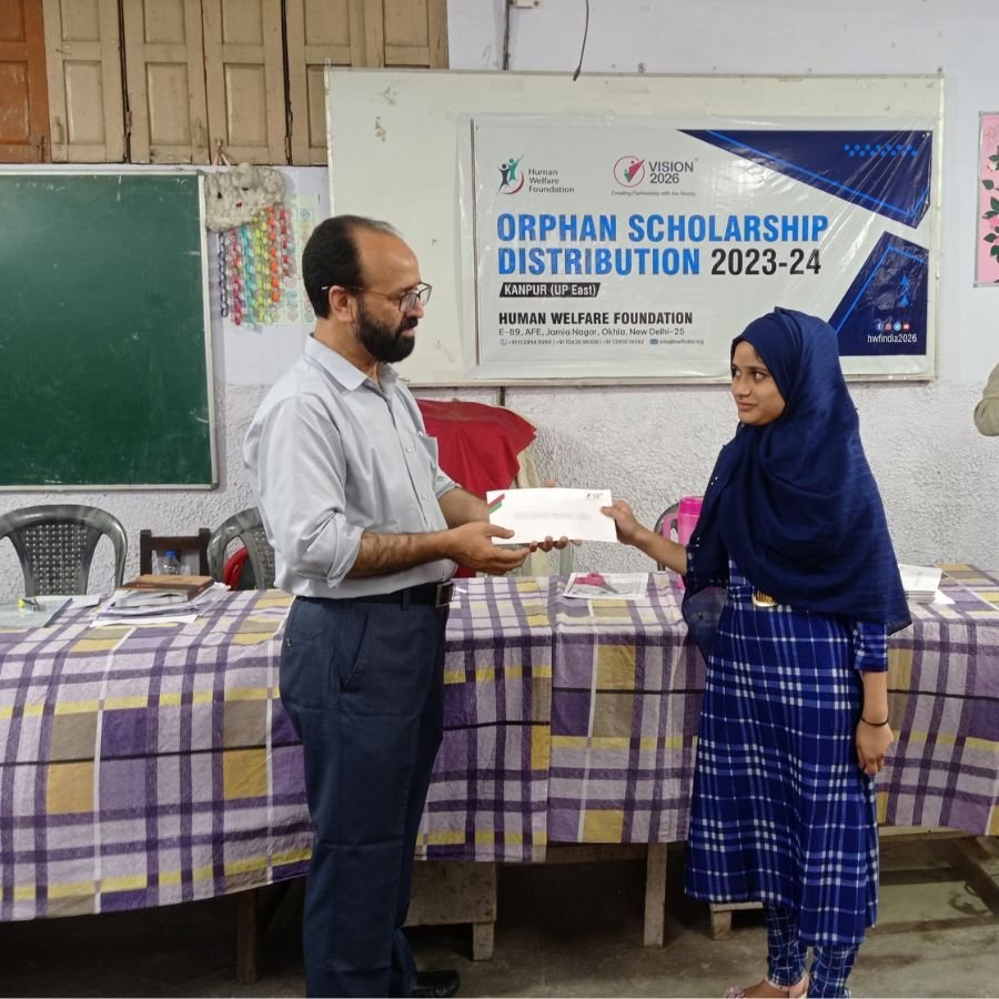 UG/PG Scholarship Distribution in Kanpur, UP